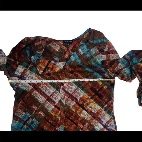 Notations Autumn Colored Shark Bite Hem Blouse - Picture 7 of 13